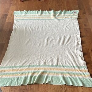 Ayre Green Pure Wool Blanket vintage Canadian